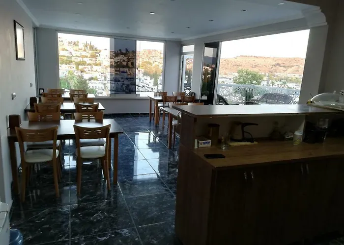 Mavi Yeşil Yaşam Otel 3*