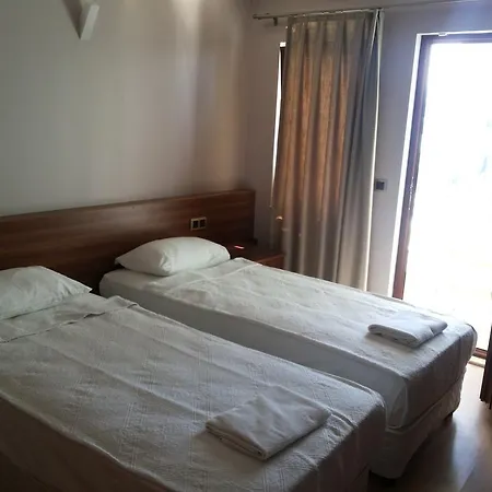 Mavi Yesil Yasam 居姆贝特