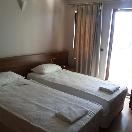 Mavi Yesil Yasam Hotell 3*